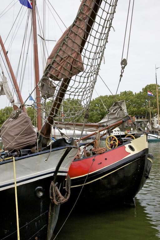 Hotel De Koepoort Enkhuizen Bagian luar foto